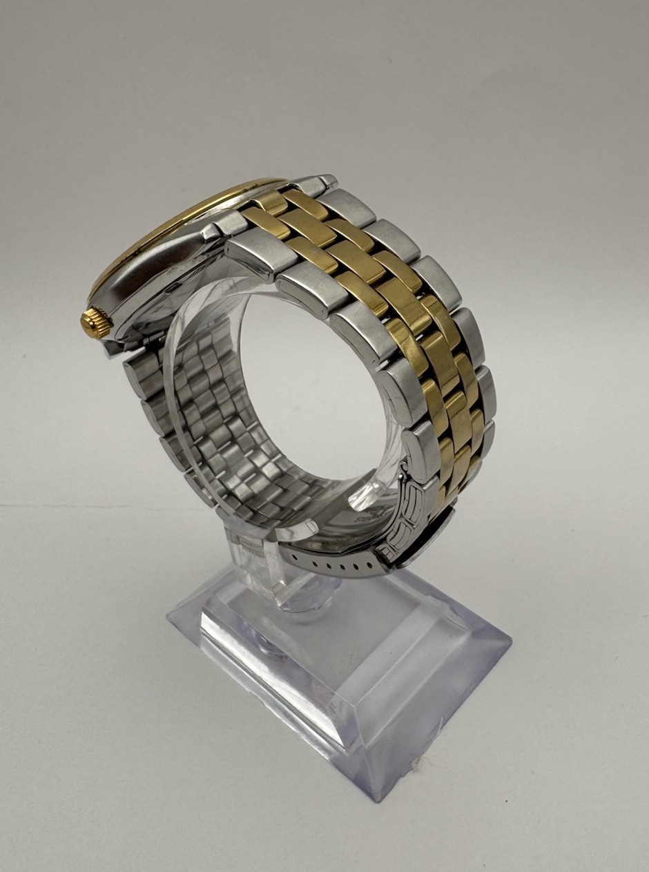 1998 Vintage Seiko Quartz Day-Date Two-Tone Men’s Watch – Seiko 7N43 Movement