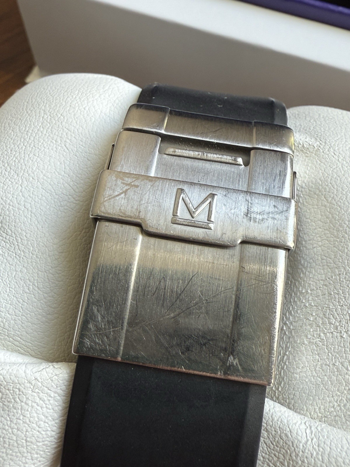 Movado 800 Series Chronograph Men’s Watch 85.C5.1896.1 With Box
