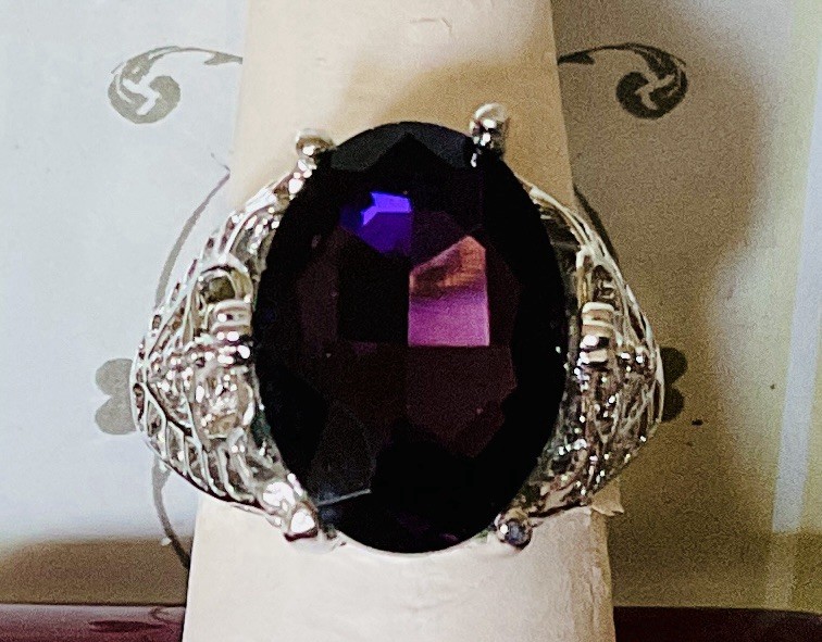 ALEXANDRITE RING – Lab Created – Oval Cut – 18x13mm Or 14.2ctw – .925 SS !!!
