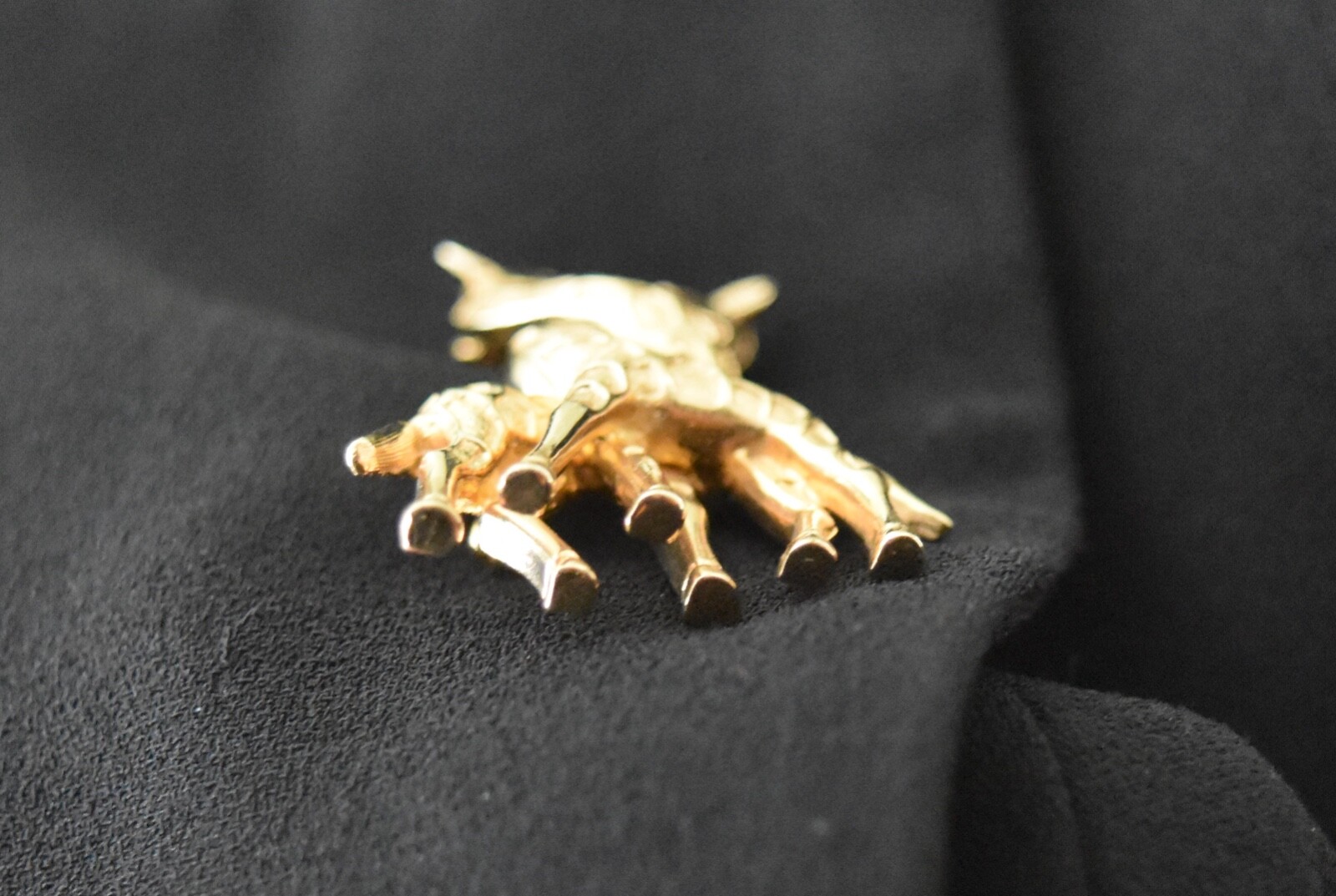 VTG Boucher Giraffe Pin Brooch 2 Giraffes Intertwined Necks Love Numbered
