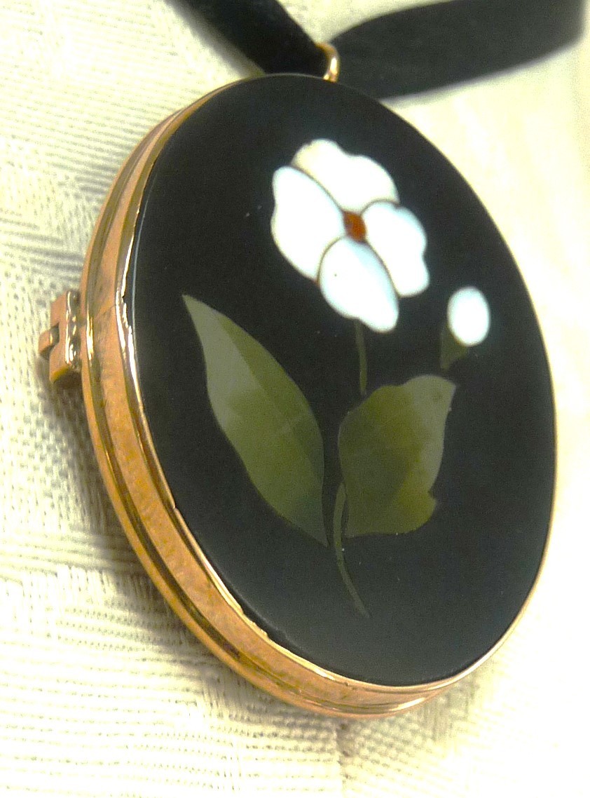 GORGEOUS ANTIQUE 10K PIETRA DURA MOSAIC GEMSTONE FLORAL MOURNING PIN PENDANT!