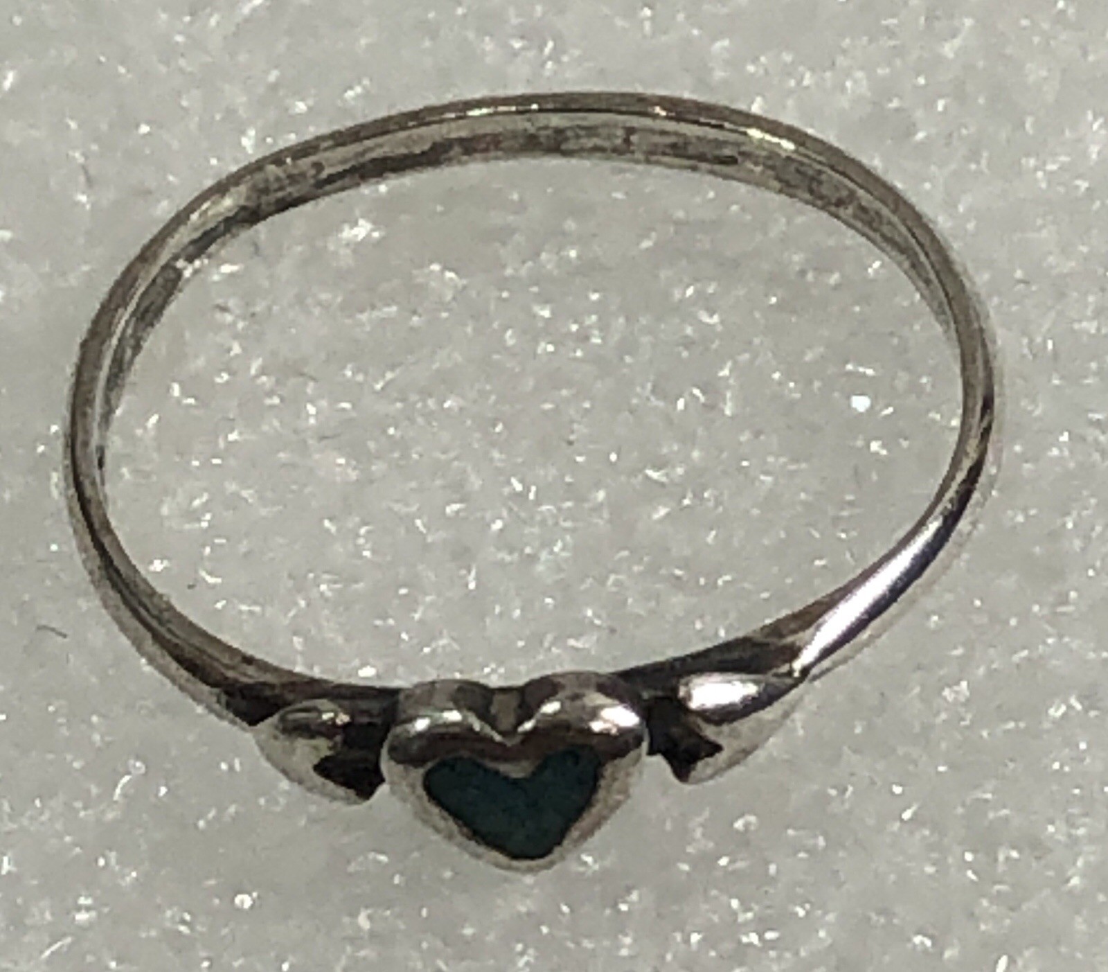 Wheeler Manufacturing Ring Tiny Heart Crushed Turquoise Sterling Silver – Size 6