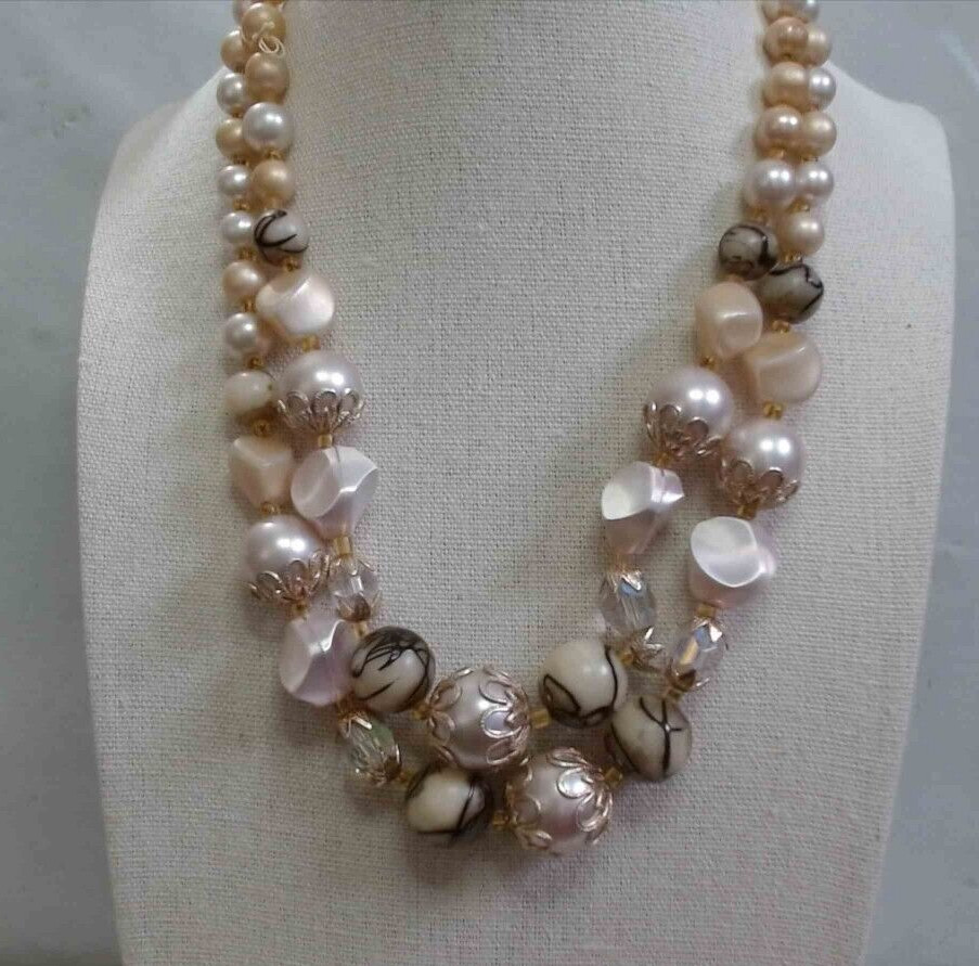 VNTG White Beige Unsigned Japan Double Strand Glass Lucite Adjustabe Necklace