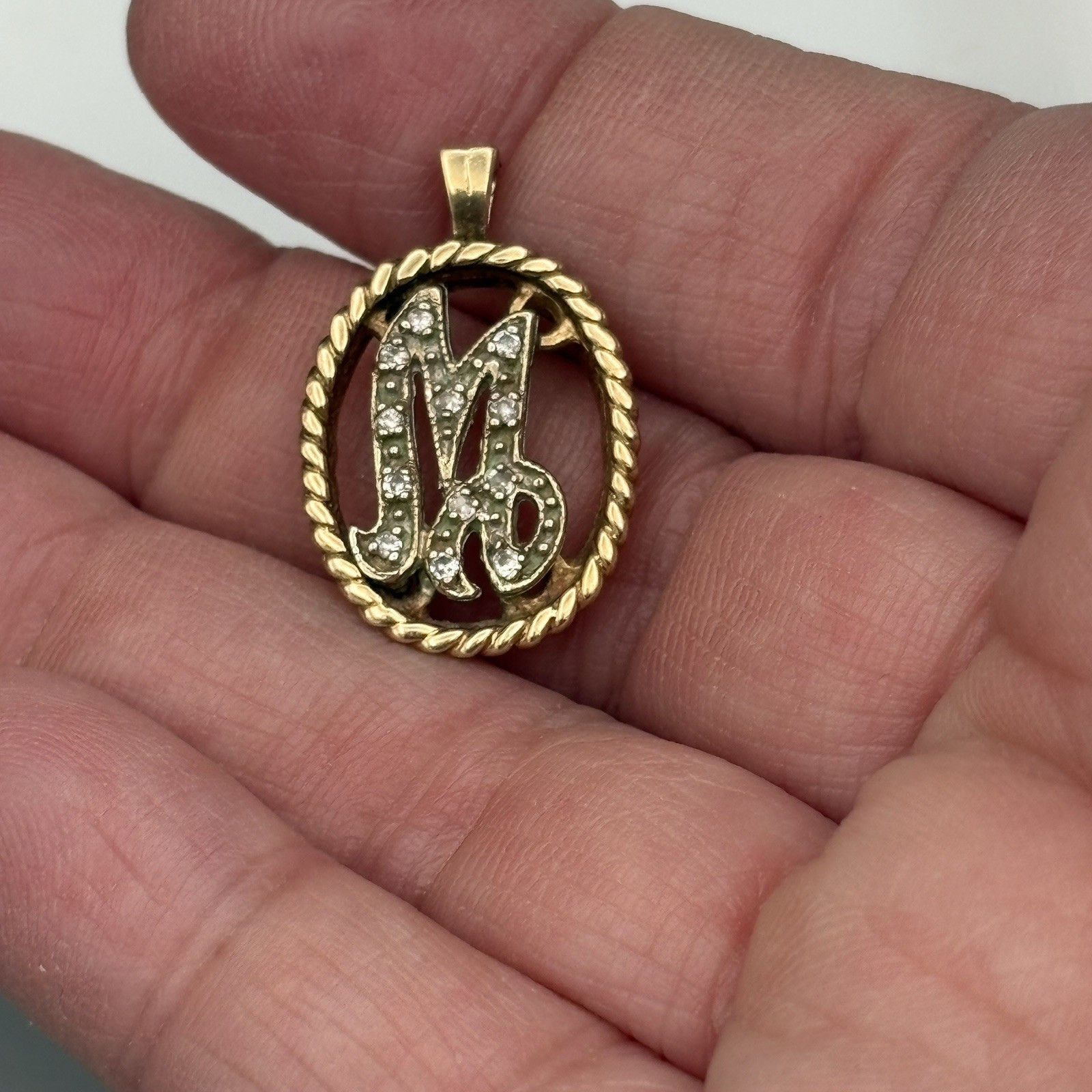 Estate 14K Yellow Gold and Natural Diamond Pendant Fancy Initial M 3.26g