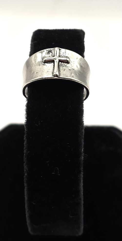 Vintage Style Silver Tone Band Ring Retro Cross Design- Simple Style – Size 8