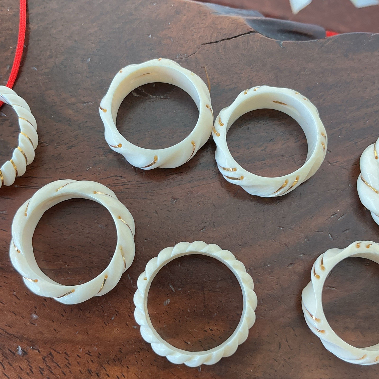 Lot of 10 White Stretch Twisted Beaded Band Rings No Stone Size 3.5-6