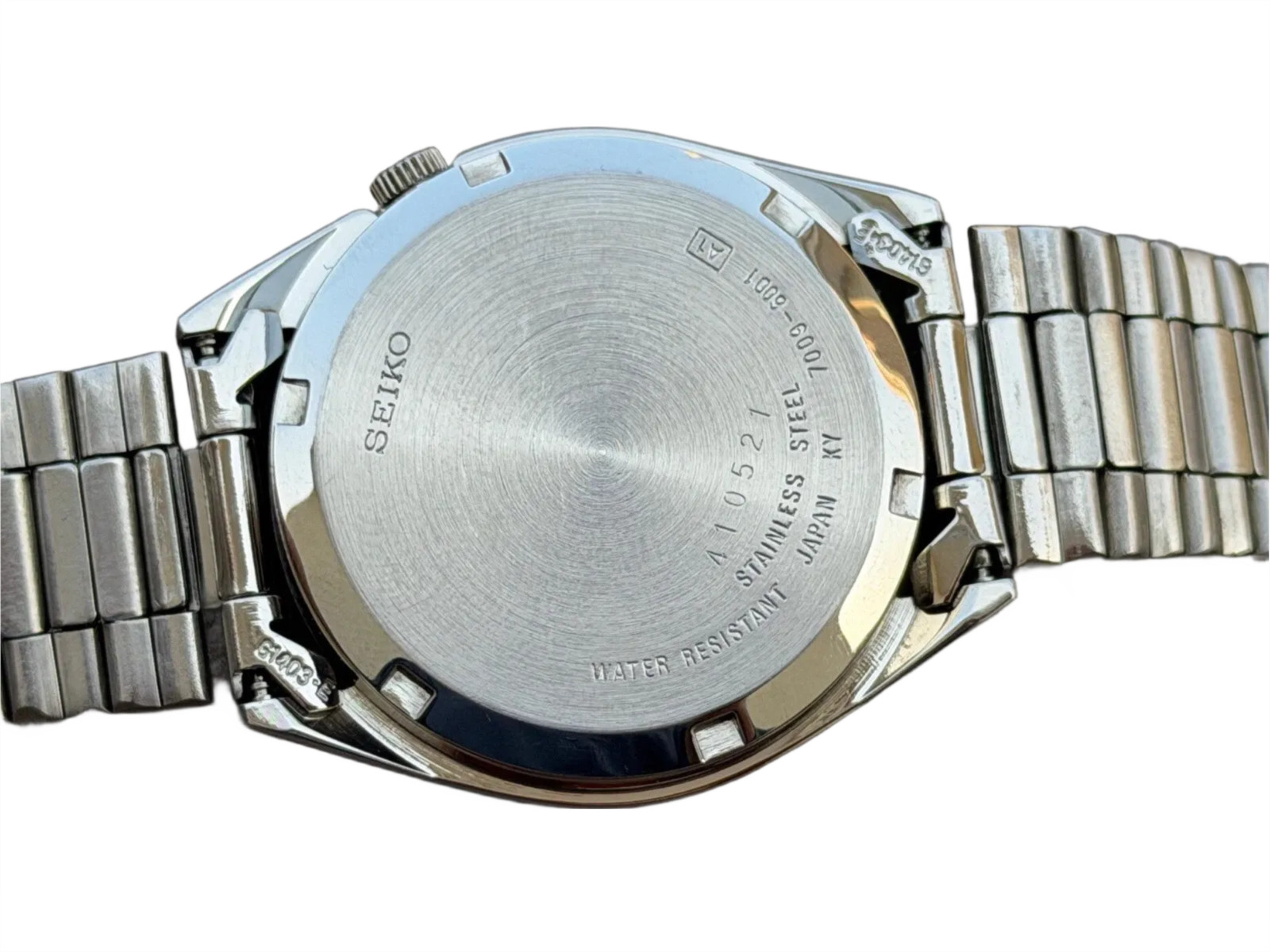 Seiko 5 Automatic Men’s Watch — Silver Dial, 17 Jewels, Vintage — S-124