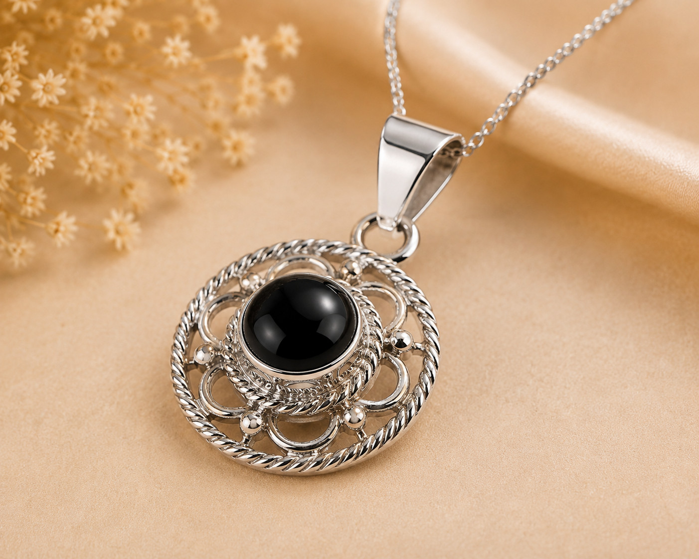925 Sterling Silver Black Onyx Vintage Filigree Round Pendant Necklace Gift