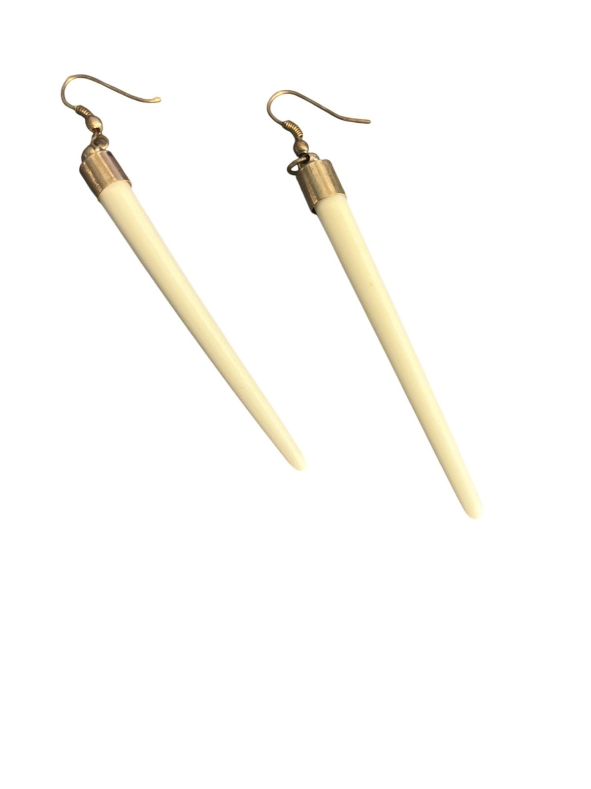 Vintage Faux AcrylicBone Gold Tone Dangle Earrings Hooks Cream 3.5″ 4.82g Estate