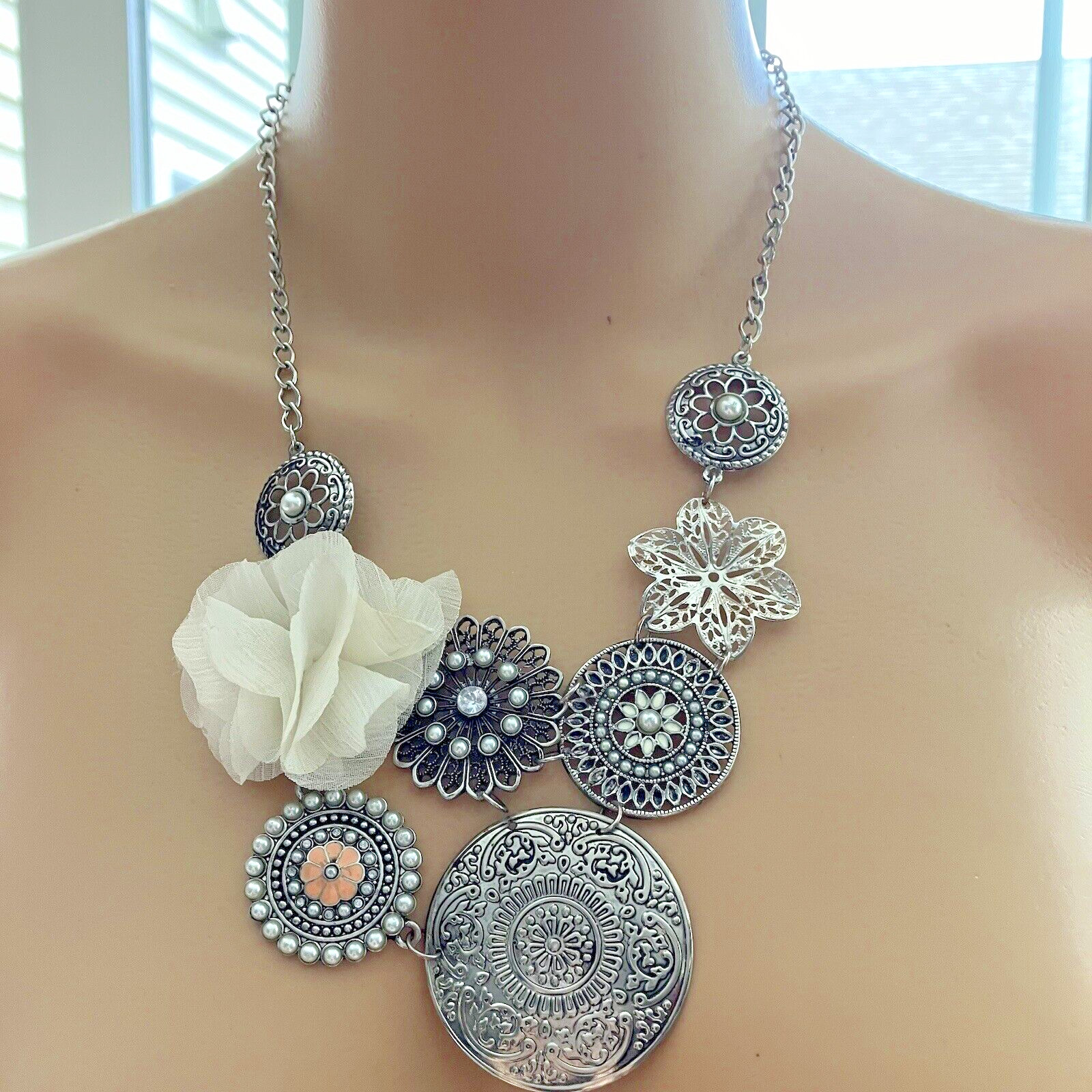 Vintage Costume Necklace Ivory Fabric Flower Silver Colored Pendants Jewelry