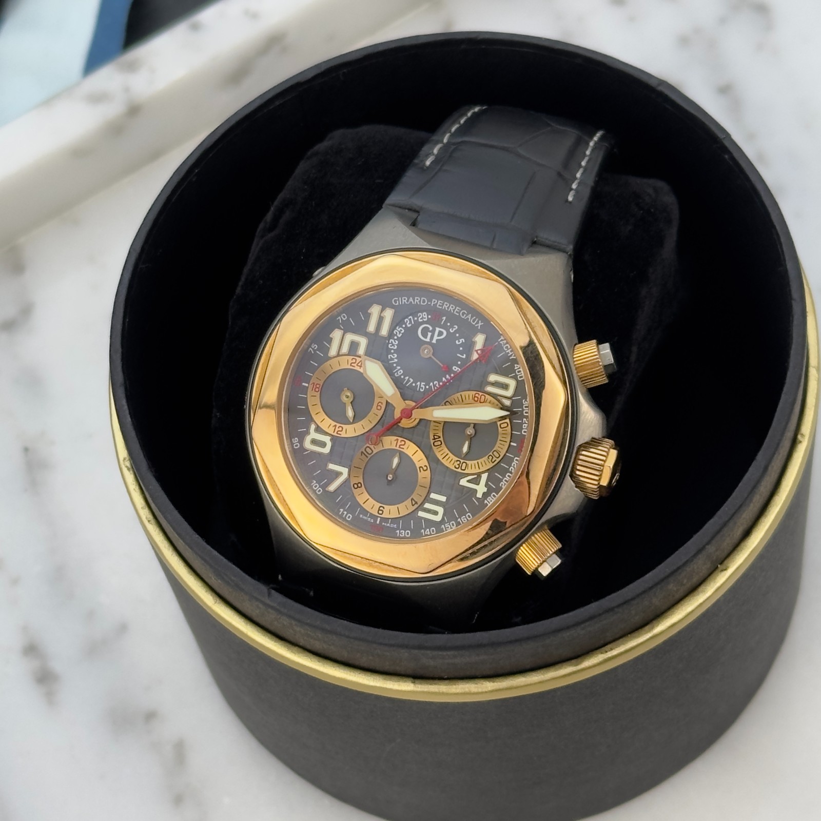 Girard-Perregaux Laureato EVO3 Chronograph 80180-26-212-FK6A Titanium Rose Gold