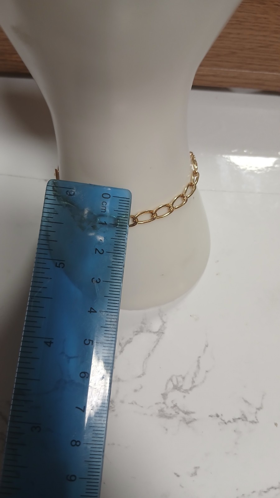 9ct Yellow Gold Bracelet.
