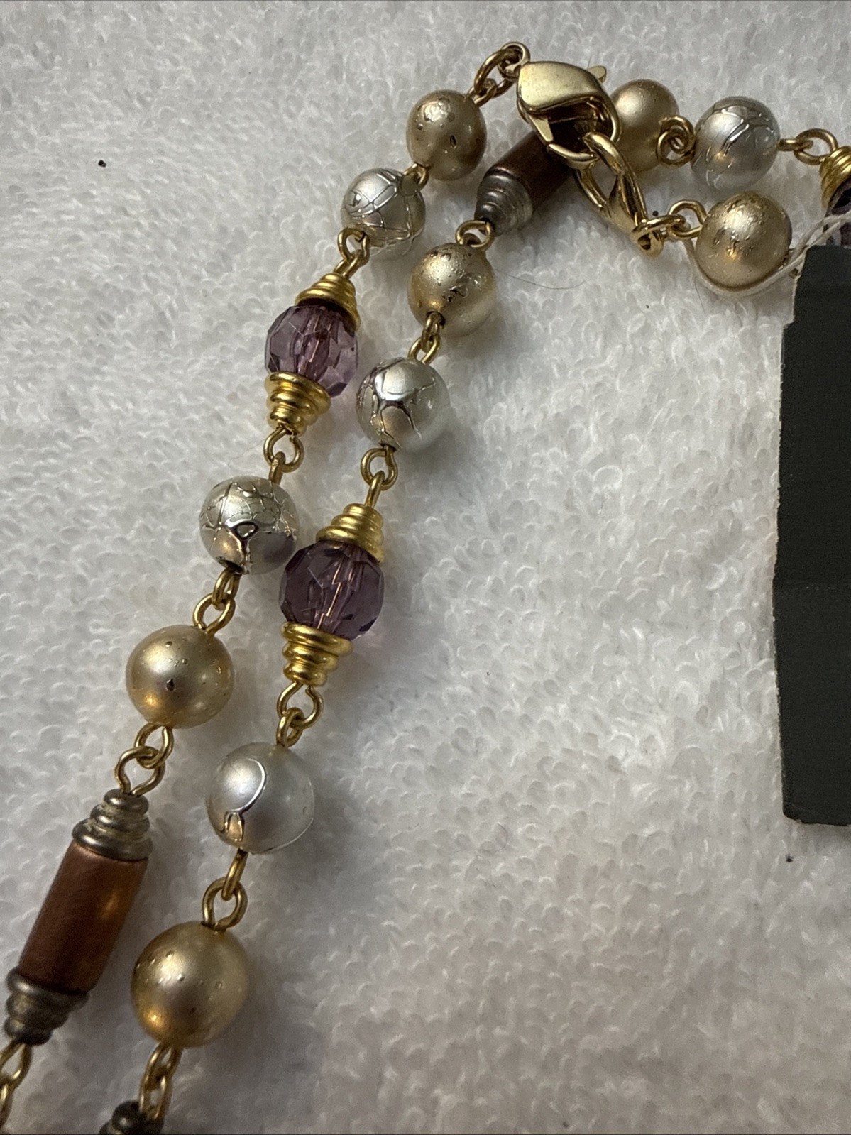 Liz Claiborne Faux Pearl, Lavender and copper beads.40 Inch. Light weight