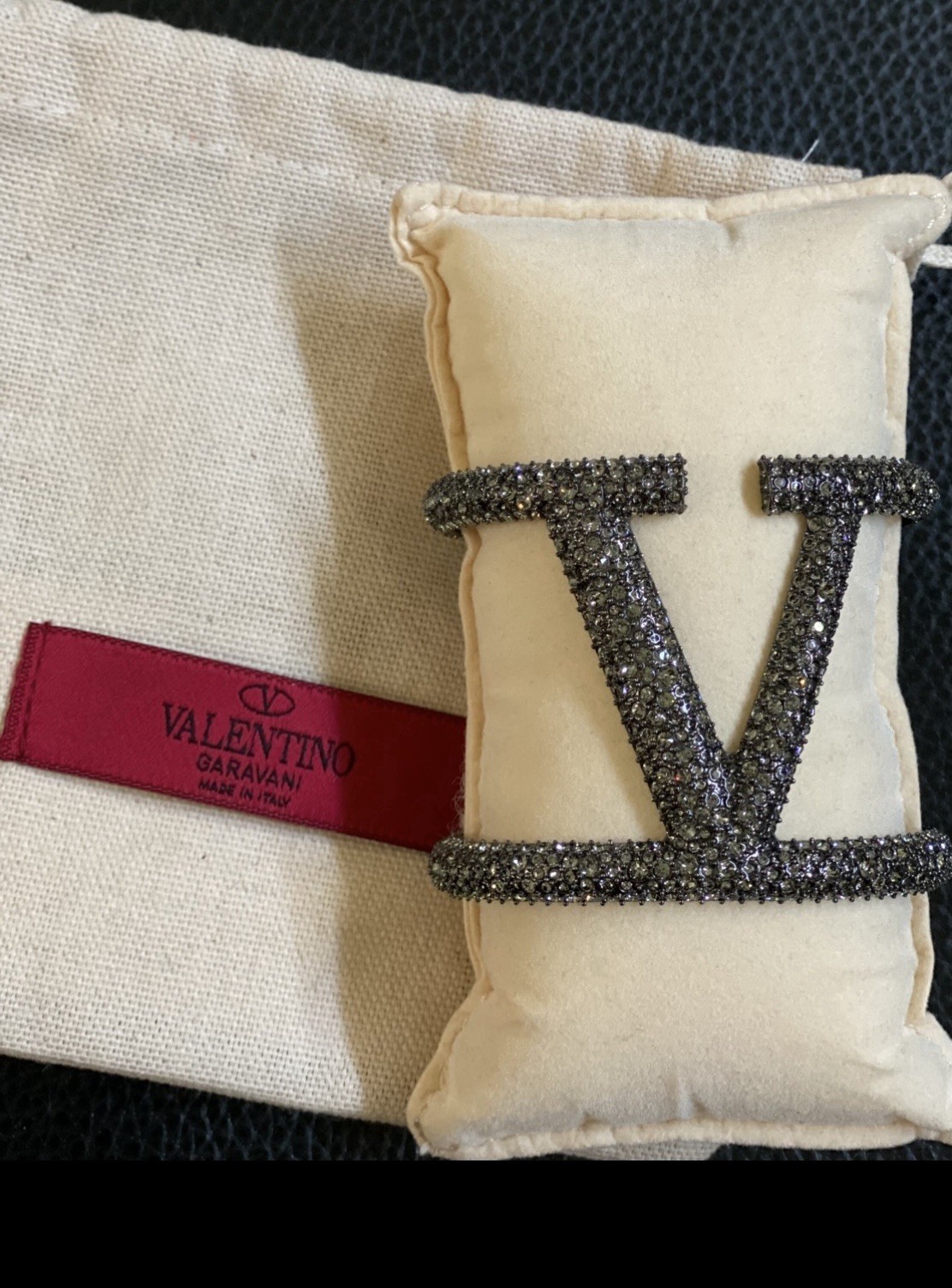 Gorgeous Valentino V Logo Bracelet! Brand New with Tags!