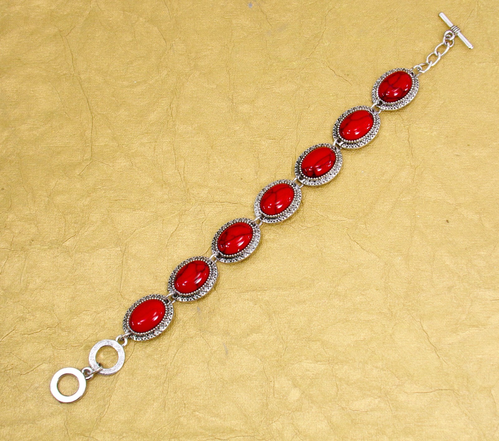 Red oval bead link bracelet with cabachon beads oval textured links 7.5″ New