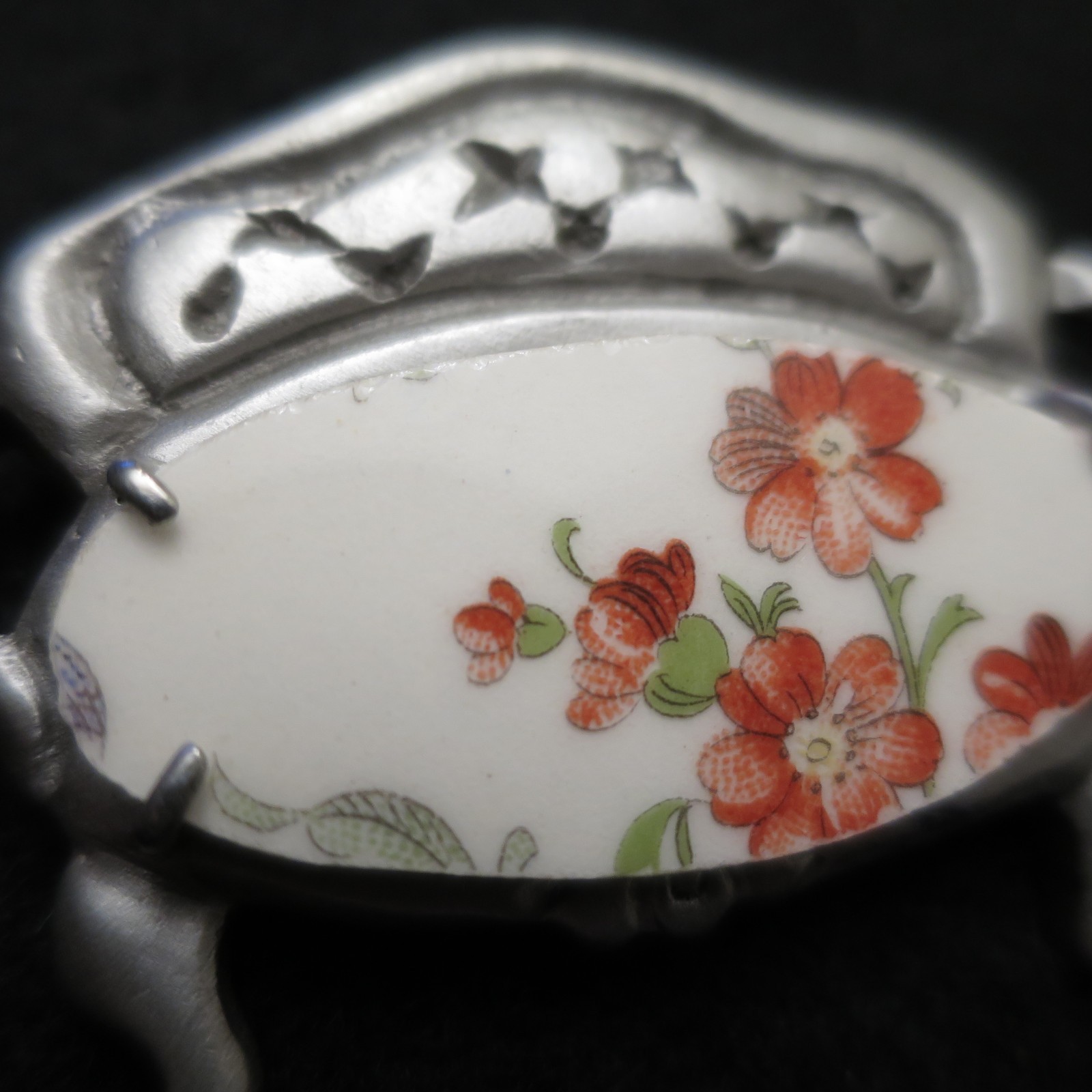 Home Style Co. Couch Brooch Cottagecore Cunningham & Pickett China Seat Sofa VTG