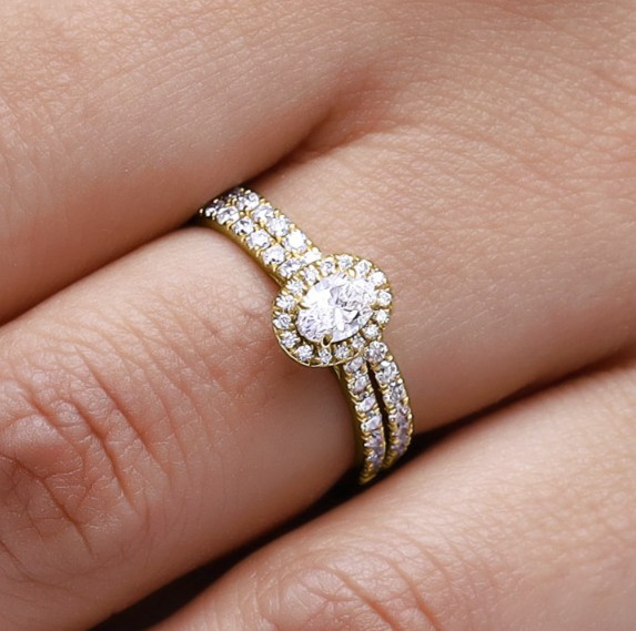 8/9 Ct Oval & Round Cut Diamond Halo Engagement Ring Sterling Silver Lab Grown