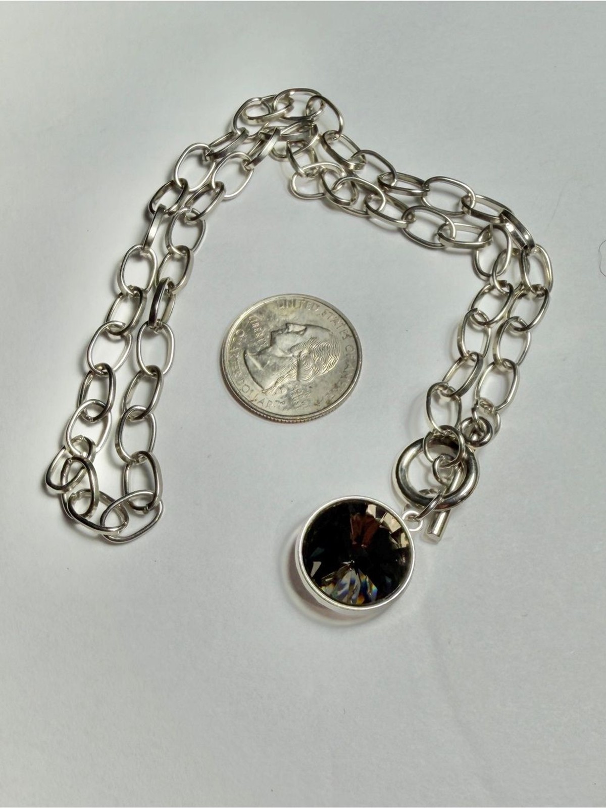 Silver Chain Necklace Round Grey Stone Pendant Toggle Clasp Fashion Jewelry 18″