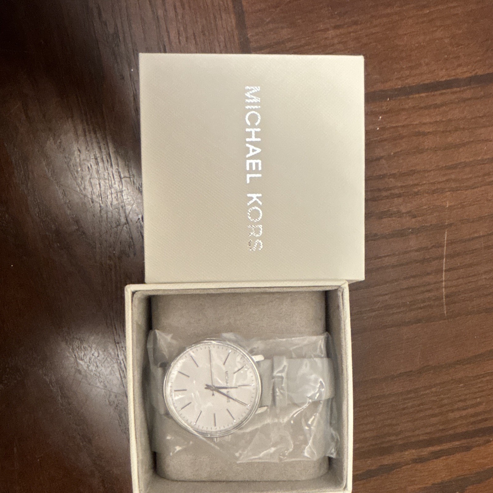 Michael Kors Women’s Analog Watch White Dial Gray Leather.