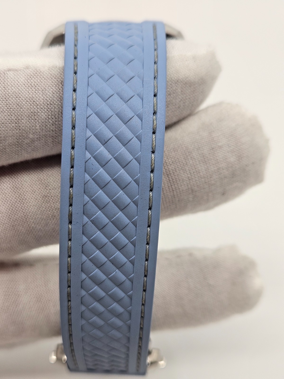 2023 OMEGA Seamaster Aqua Terra 150M 220.12.41.21.03.008 Summer Blue