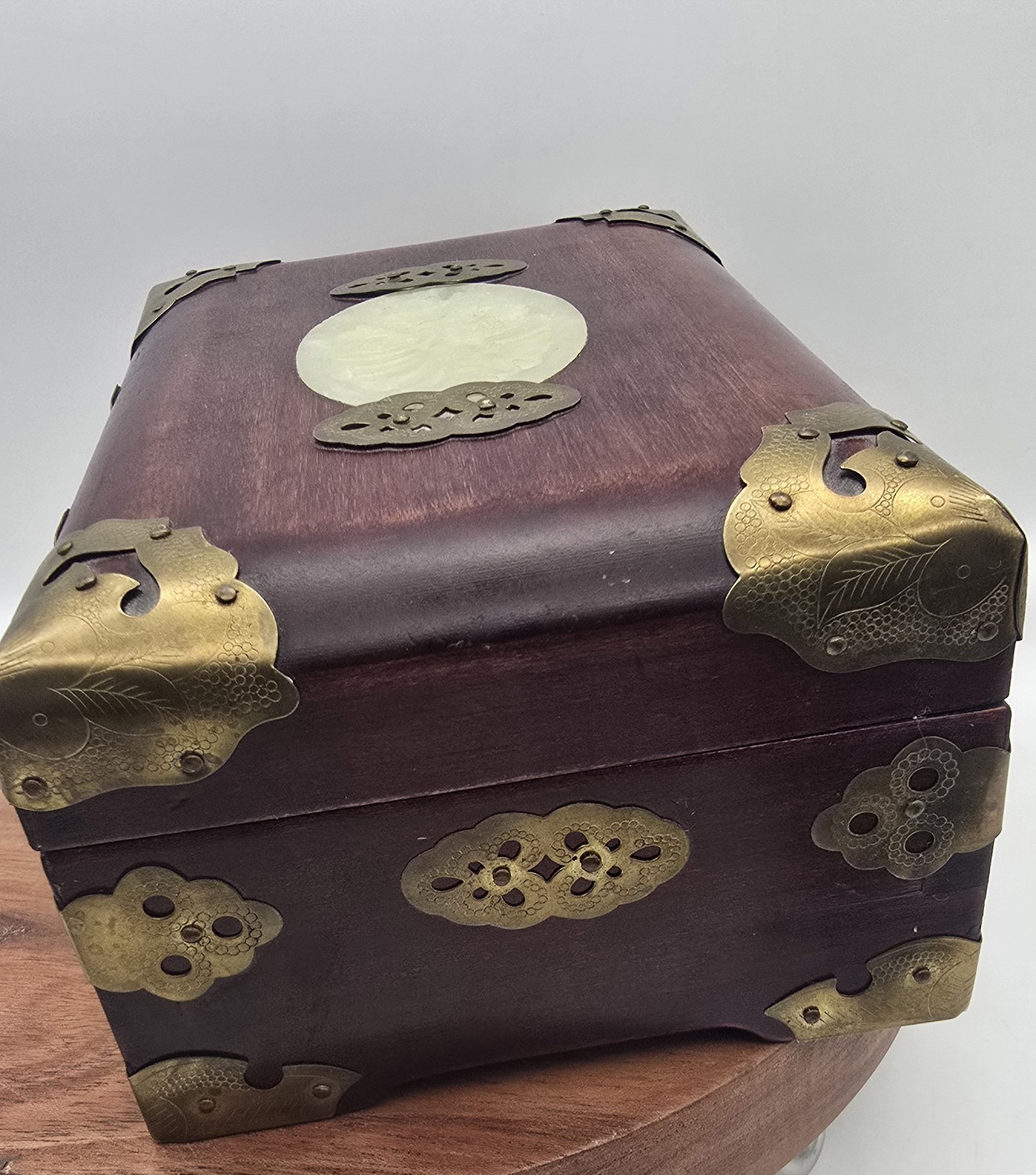 VTG Shanghai – Rosewood Brass Jewelry Box – Carved Jade Medallion Asian * READ