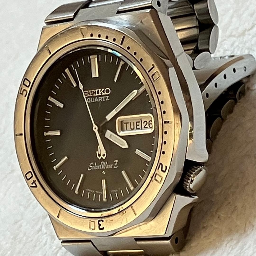 SEIKO Silver Wave Z Quartz 7546-7040 Men’s Watch Diver Day Date Battery 39mm