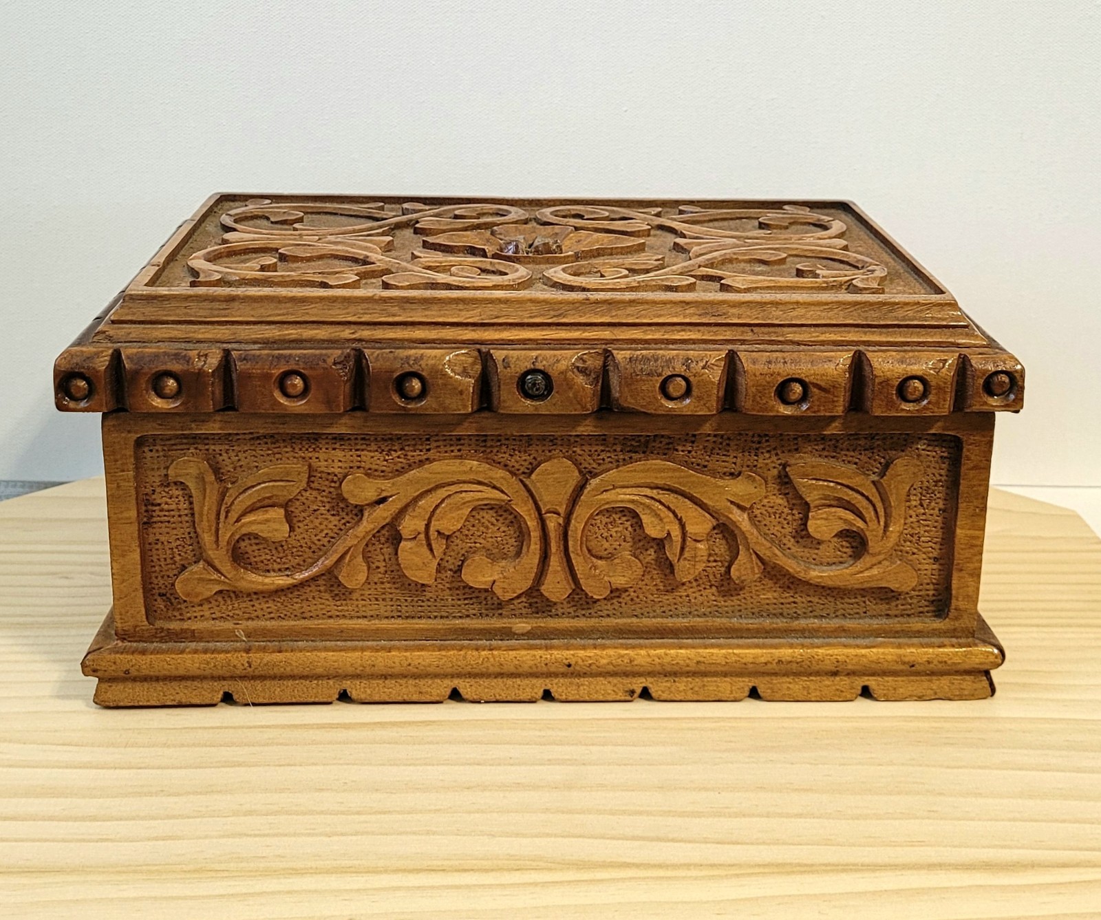 Vintage Hand-Carved Walnut Wooden Treasure Box with Rose Rotation Puzzle Lock