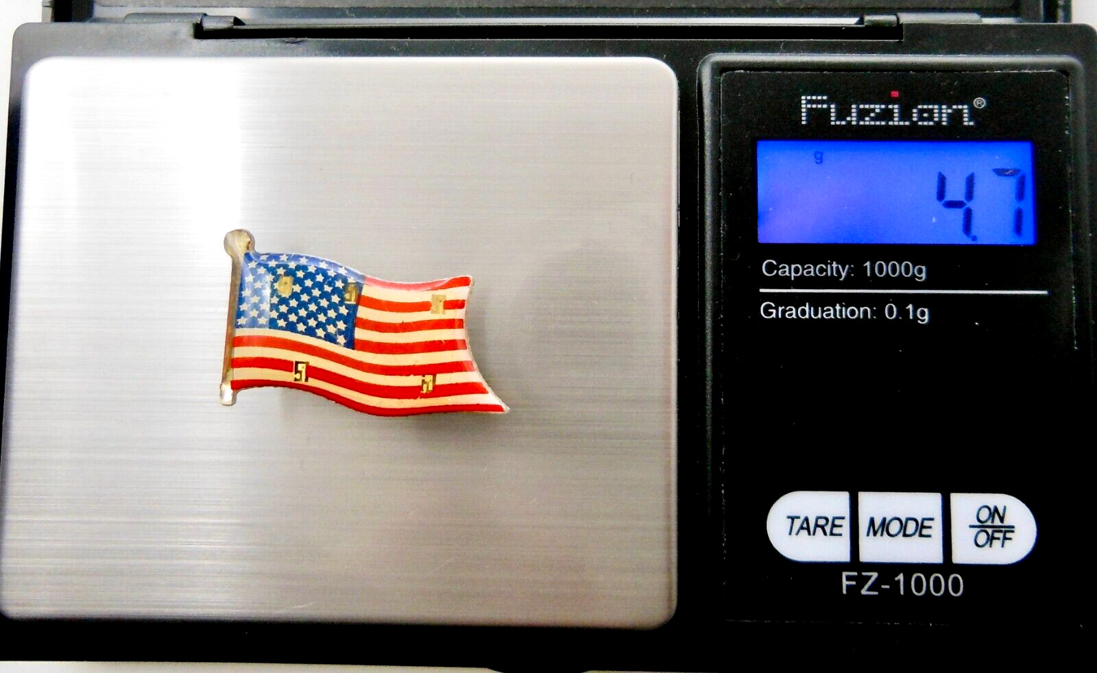 Vintage-Now Rhinestone Jewelry Lot Pins USA Flag Patriotic Star 78g Wear Scrap