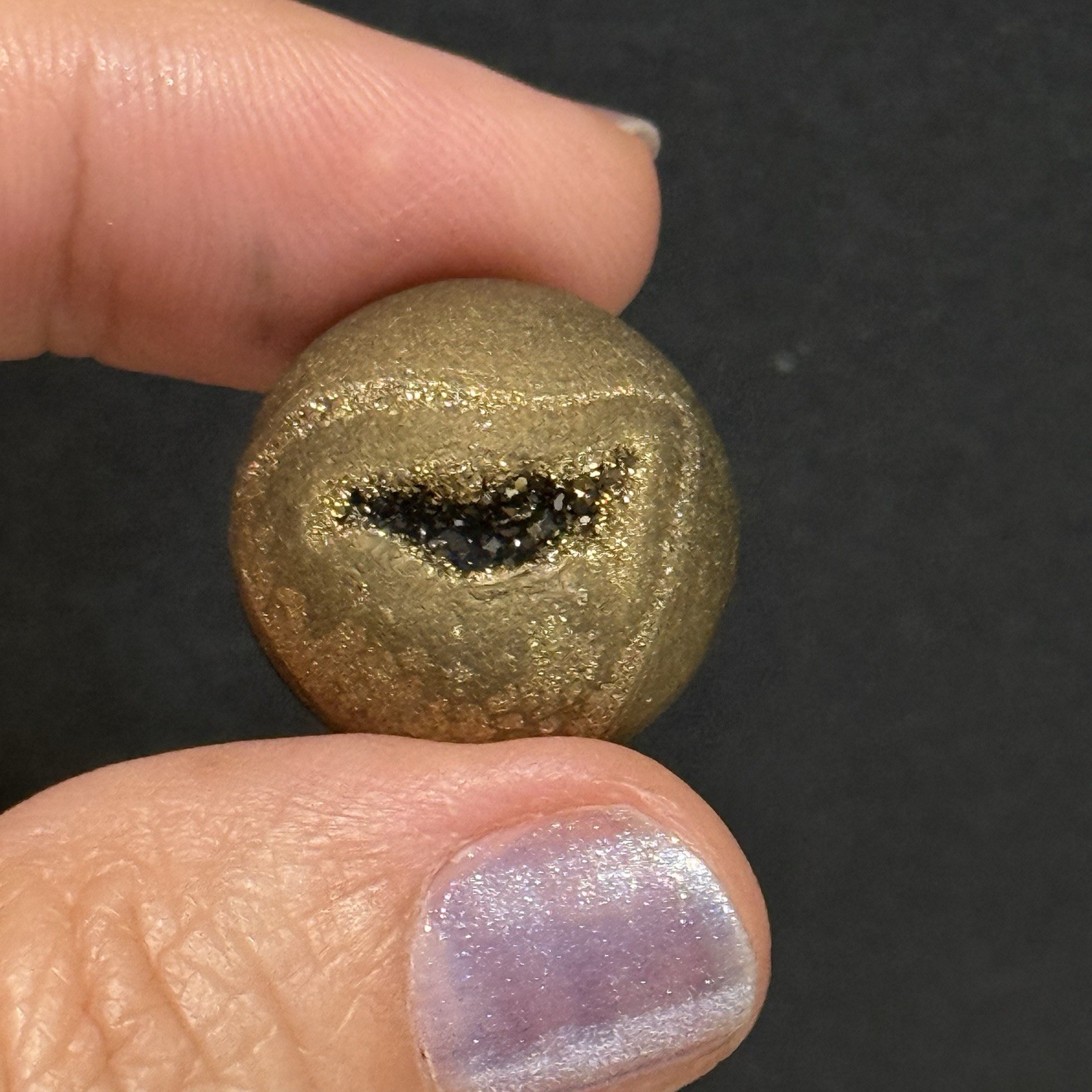 19.85×10.3mm Sparkly Golden Coated Round High Dome Agate Druzy Cabochon