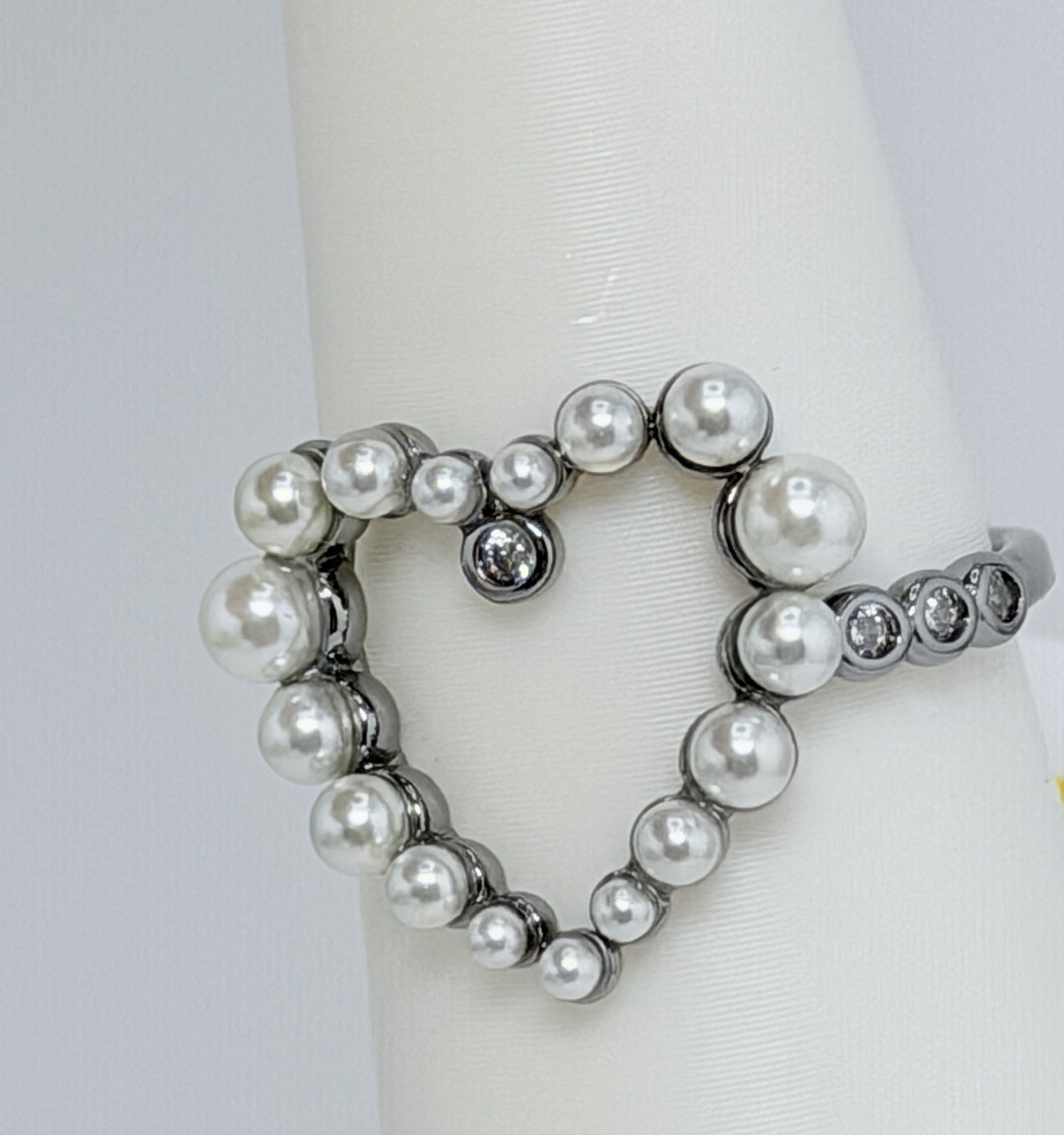 Bomb Party June 2026 Heart Ring Sz 8 “Blissful Heart” Ceramic Pearl Hematite