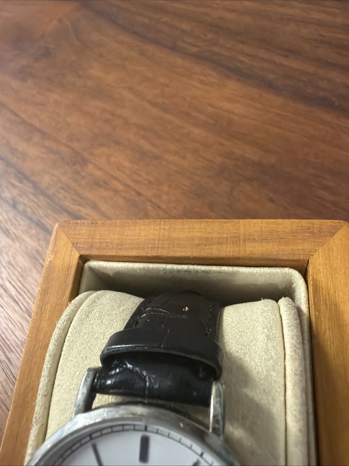 Q&Q by Citizen 3 Bar Silver Tone Black Band Men’s Watch Needs New Battery