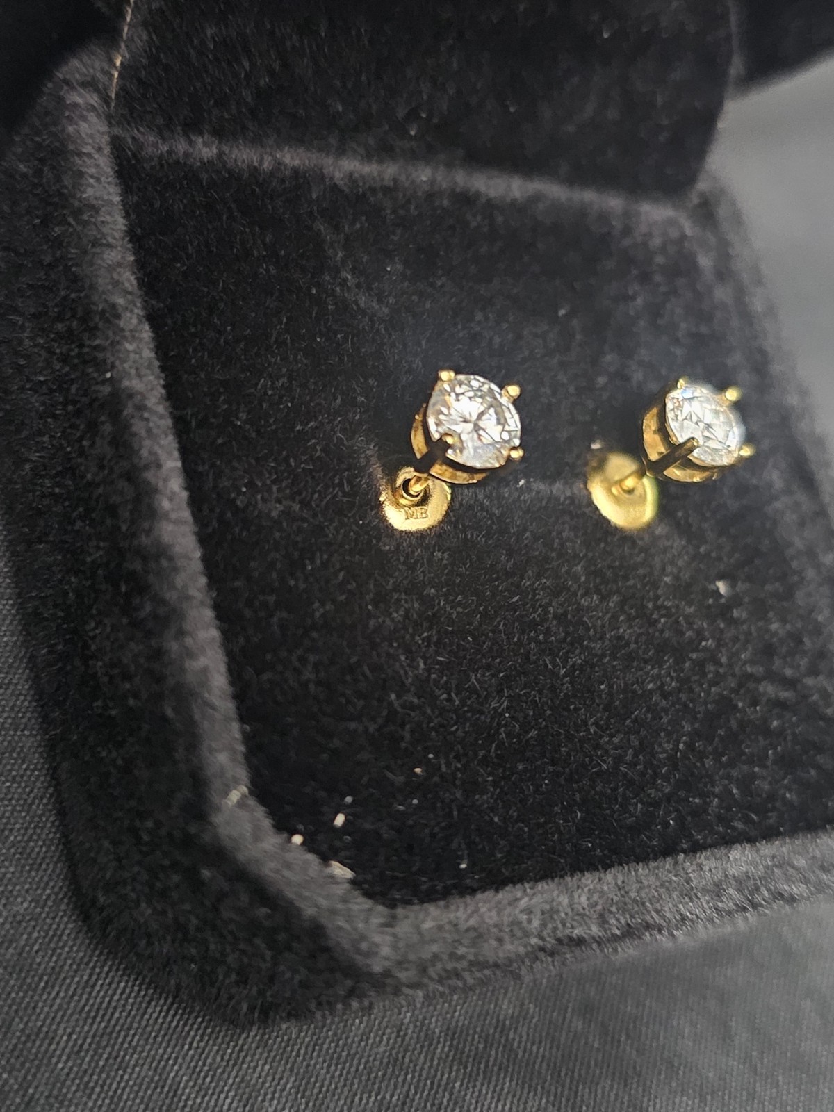 5mm 14K gold plated-1carat MOISSANITE Stud Earrings-passes diamond tester