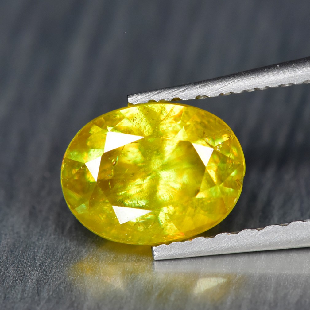 0.72Ct Oval Cut_Shimmering 100% Natural Multi Color Titanite Sphene