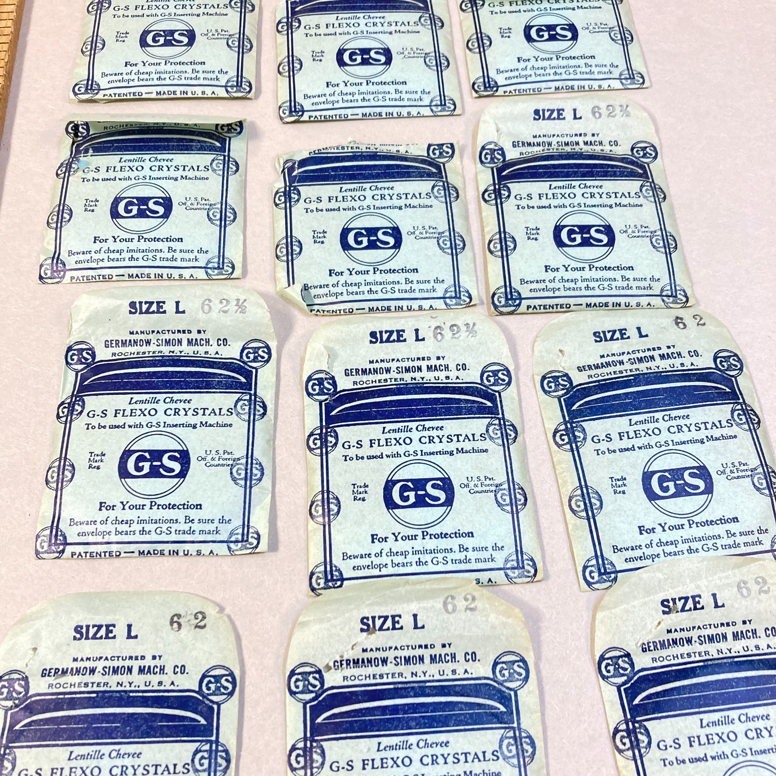 Vintage G-S Flexo Large Plastic Watch Crystal 12 Pc (8) 62 1/2 (4) 62″ USA