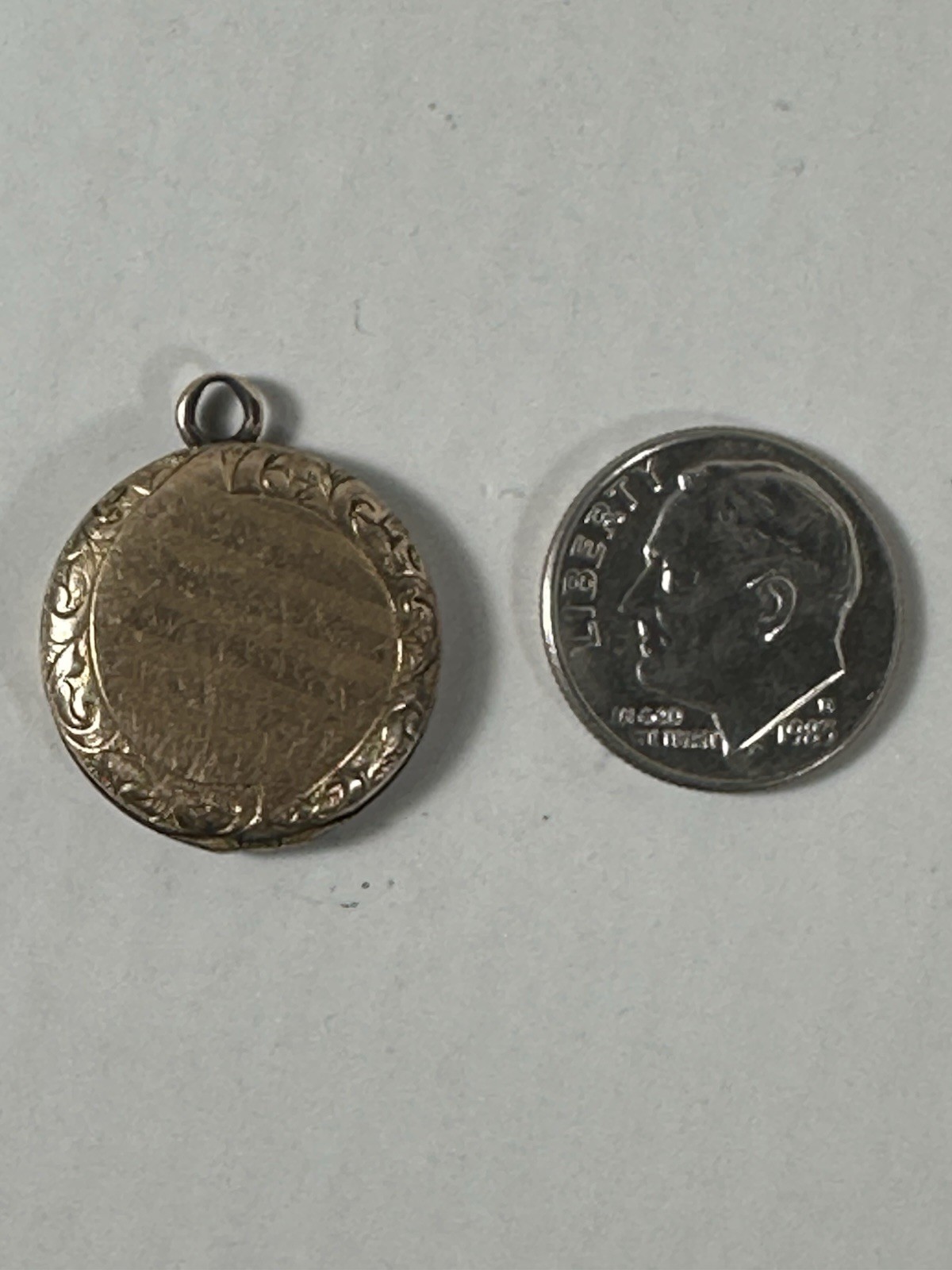 MS & CO 10Kt Gold Locket EUC 3.3g