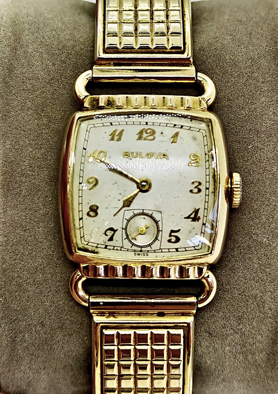 Vintage 1950 Bulova Director Men’s Watch 10BC 15J Gold Filled Speidel Bracelet