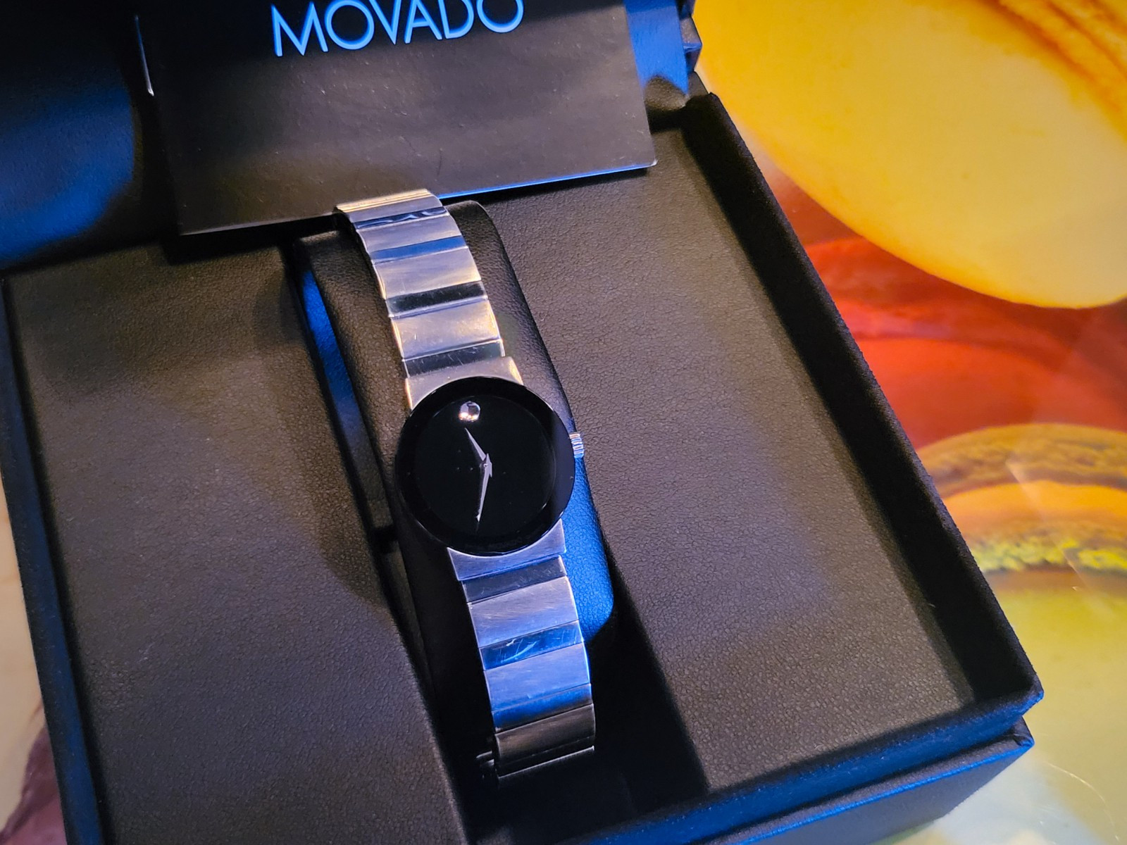 Movado womens Sapphire Ultra Thin watch 99 c4 1841 LOOKS NEW !