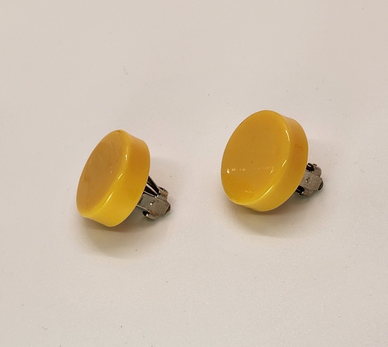Vintage Bakelite Button Clip On Earrings In Mustard Yellow Color