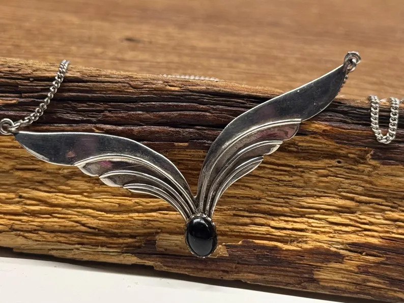 Vintage artisan necklace wings onyx 925 Sterling silver