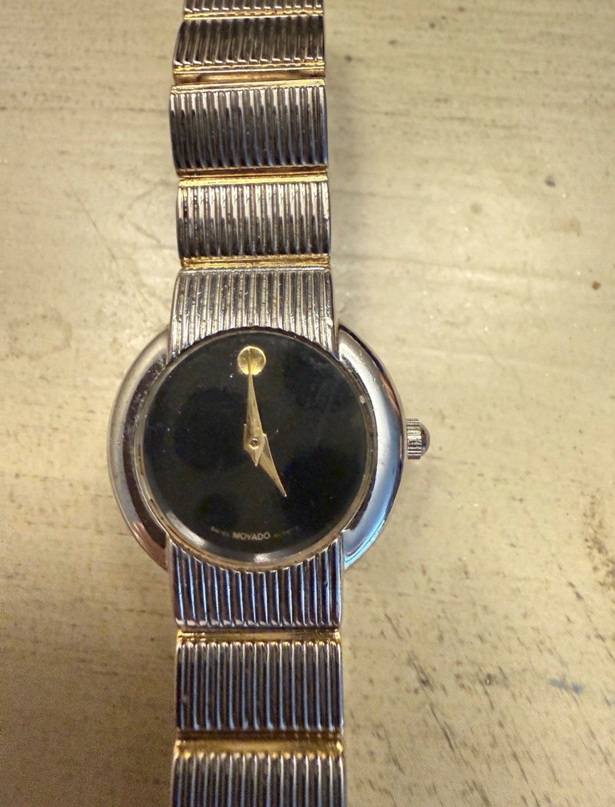 Pre-Owned Movado Museum Classic Ladies Two-Tone Black Dial Swiss Quartz Watch