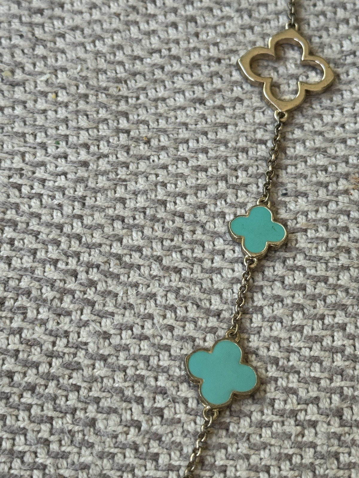 Vintage Gold Tone Metal and Turquoise Enamel Clover Leaf Shaped 38” Necklace