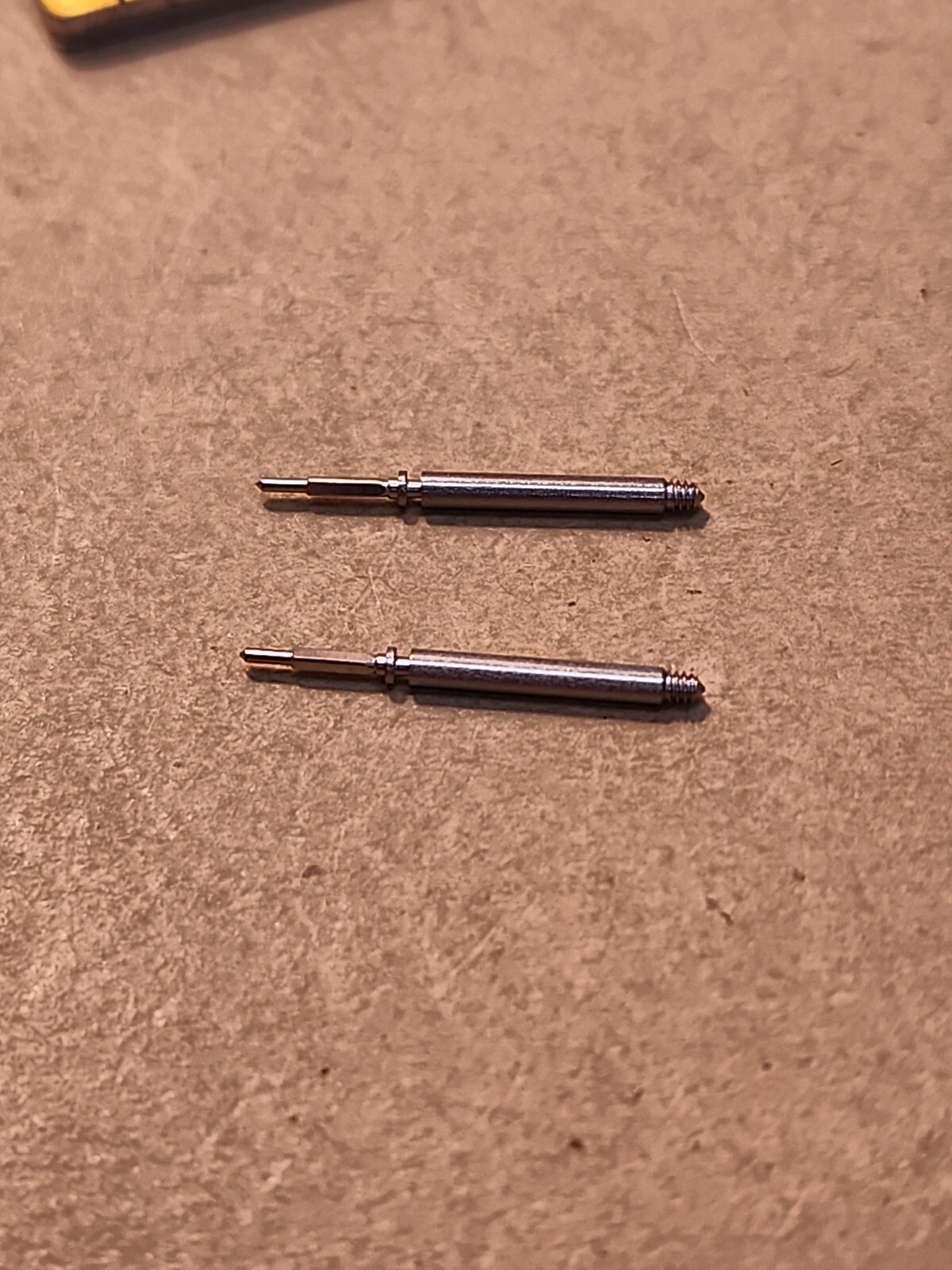 2 NOS Bulova Accutron 218 P/N 176 Setting Stems 15.2mm Long Parts Repairs Spares