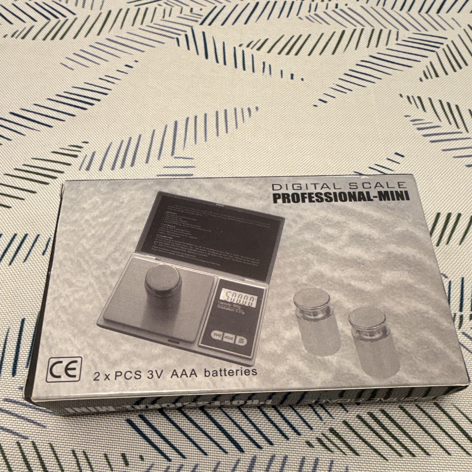 Mini Pocket Digital Scale for Measuring, Silver/Black (2x AAA Batteries)