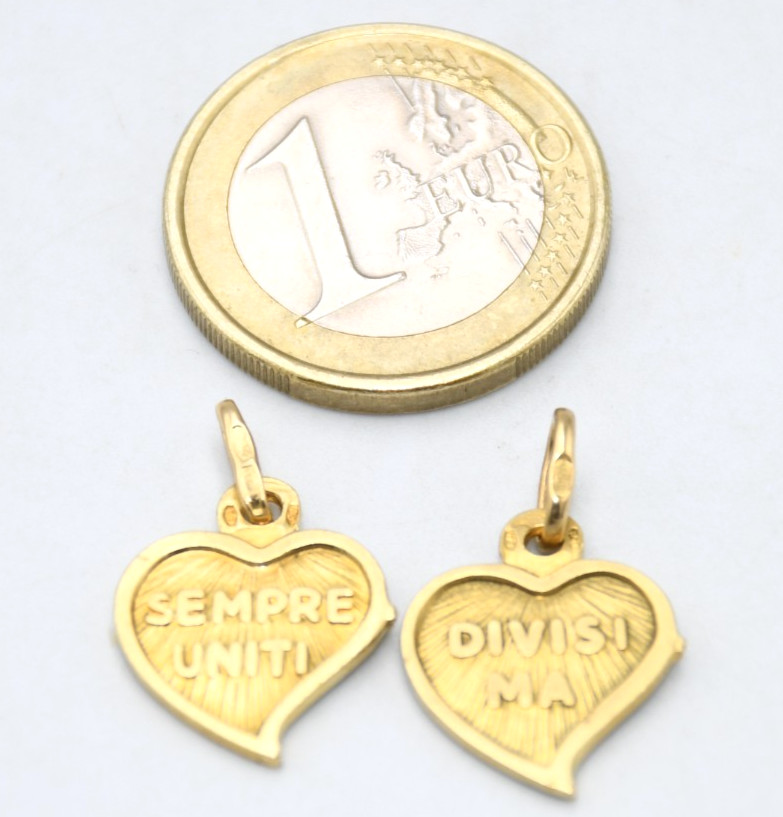 Unoaerre 18K Yellow Gold Vintage Heart Charms “Divided But Always United”
