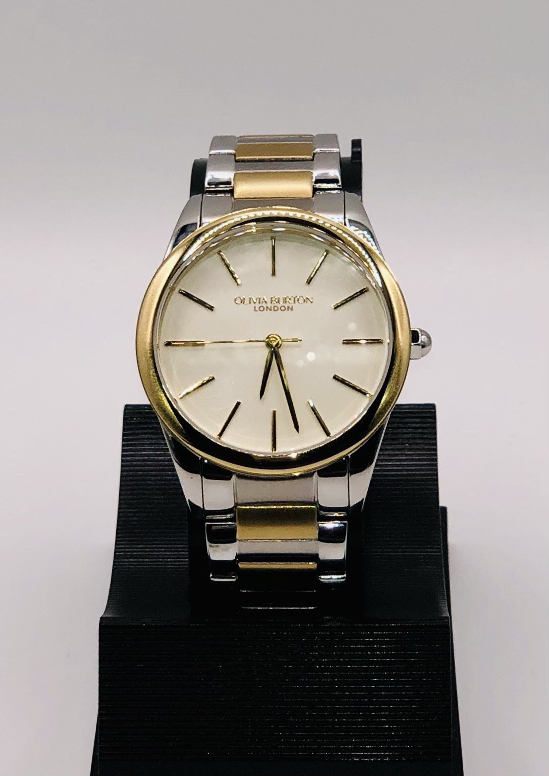 Olivia Burton Classic Glowful Two-Tone Bracelet Watch~Note: 6.25mm Bracelet 🔋✅