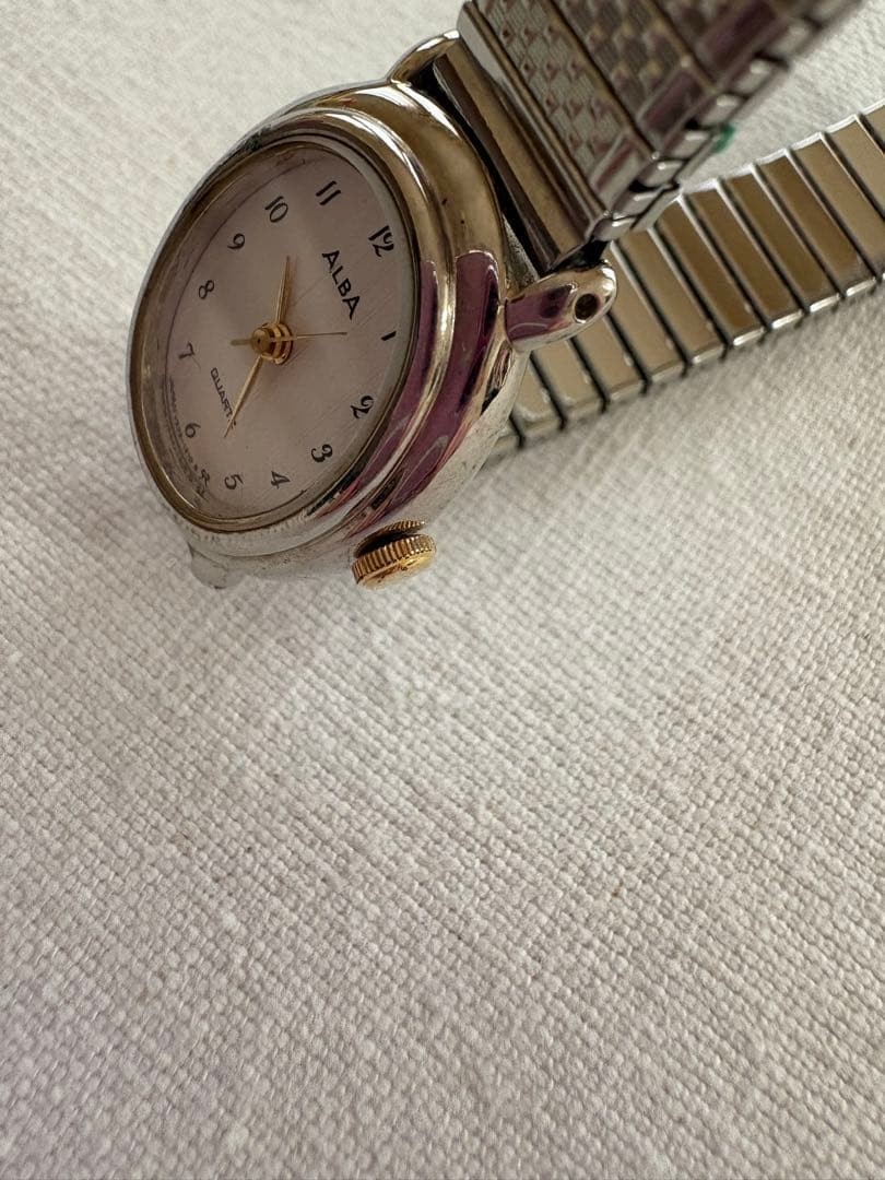 SEIKO ALBA Quartz Watch, Oval Shape, Made in Japan