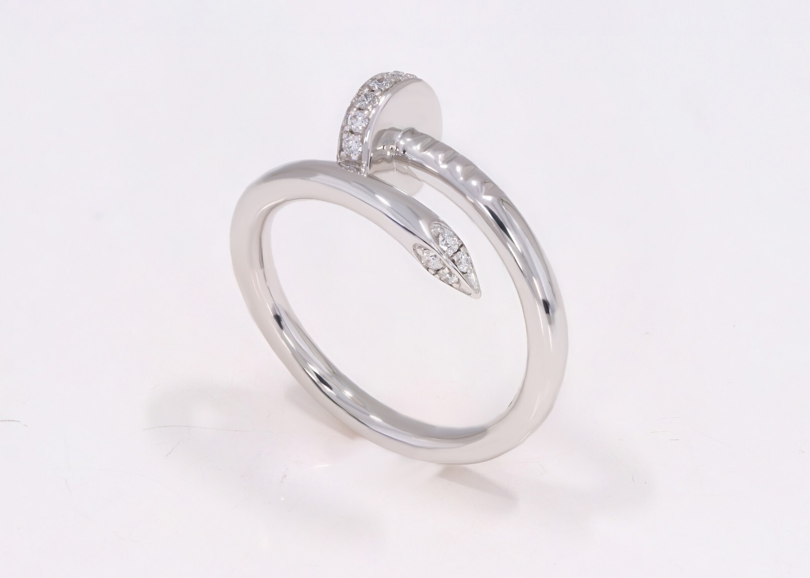 0.20 Carat Round Cut Lab Grown Diamond Engagement Ring in Sterling Silver