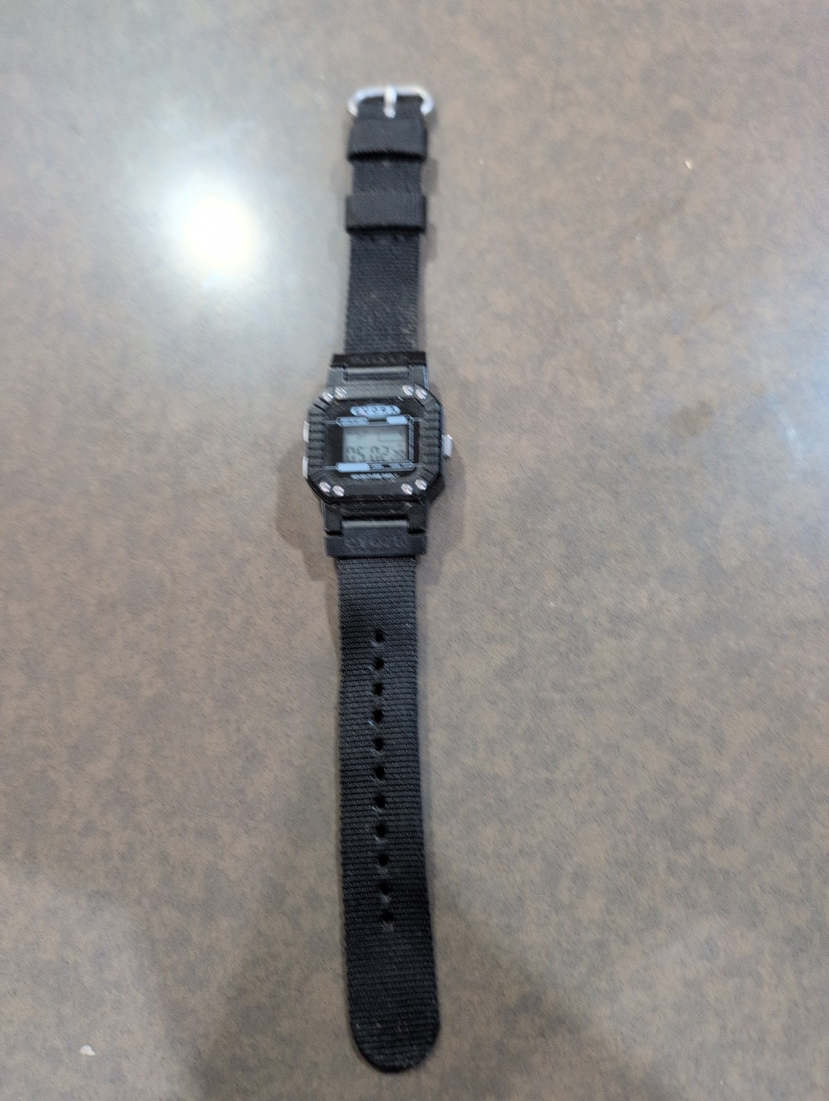 Evora Watch Core Collection Waterproof Durable Comfort Black