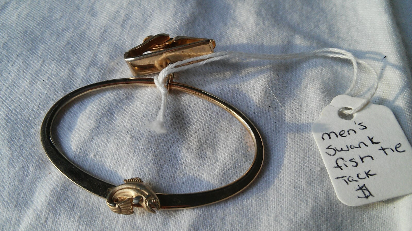 VINTAGE SWANK MENS GOLD TONE TIE CLASP ROUND RING TACK