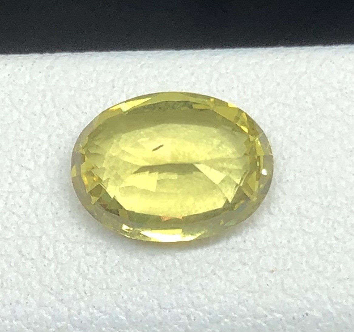 Wonderful Lemon Yellow Chrysoberyl 1.74 Ct loose gemstones